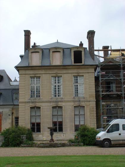 chateau_thoiry_2.jpg