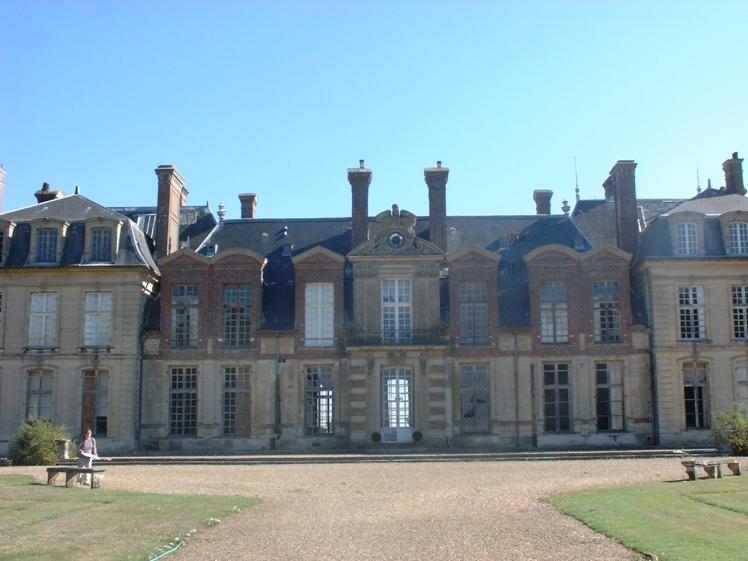 chateau_thoiry_3.jpg