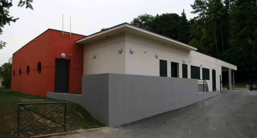 VUE EXTERIEURE AILE OUEST DEPUIS RUE
