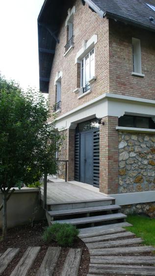 vue de la nouvelle entrée de la maison