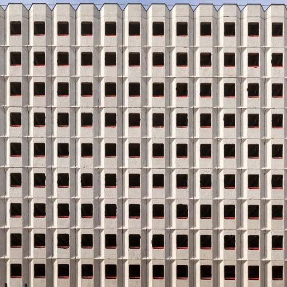 Spectaculaire ré-architecture de bureaux à Paris 13ème - façades après le retrai