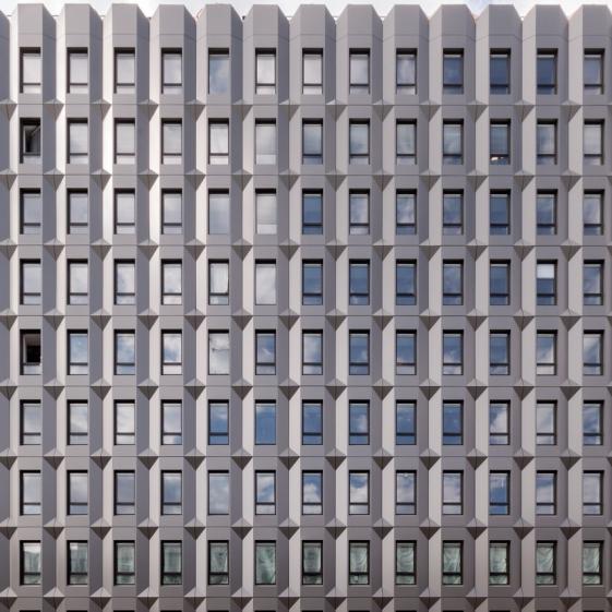 Spectaculaire ré-architecture de bureaux à Paris 13ème - Nouvelle façade