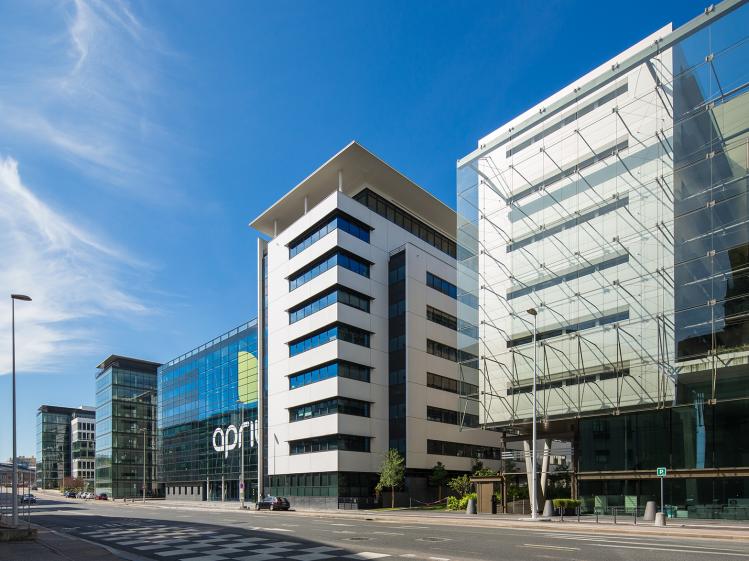 Siège April Assurances Lyon - façade côté boulevard / Archigroup architecte