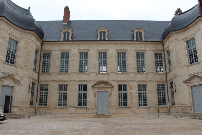 Cour d'honneur.