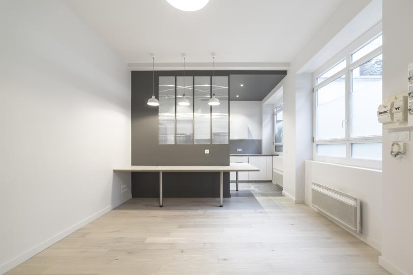 osa_renovation_appartement_fm_75011_paris_003_-_c_www.bam_.archi_.jpg.jpg