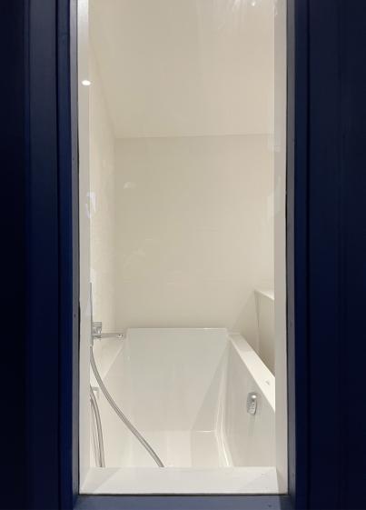 Fenêtre sur salle de bain