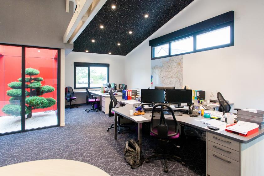 bureaux_ets_afd_aurore_delezir_01_-_copie.jpg