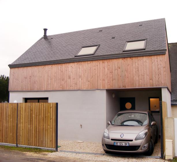 Entrée et abri voiture