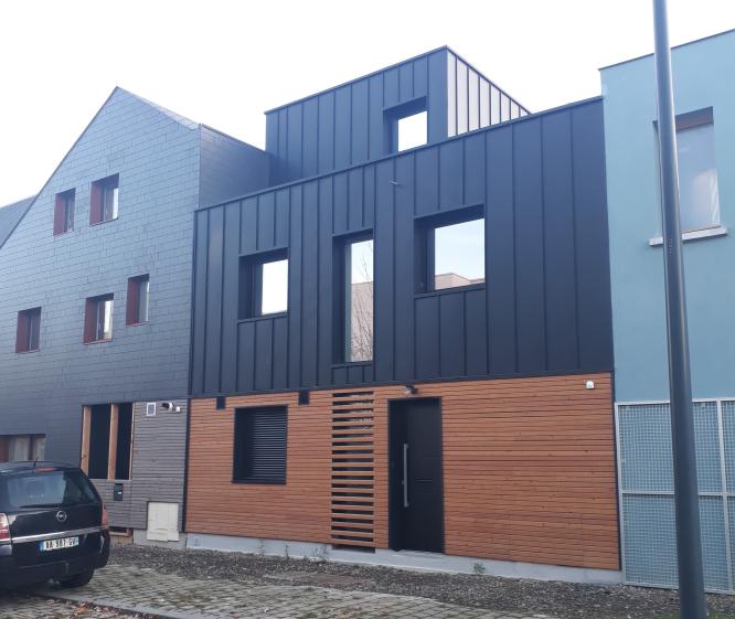 Vue depuis la rue - Entrée Nord