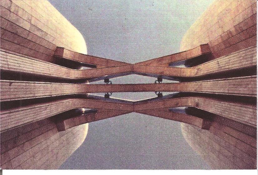 Arche Croisée des pages