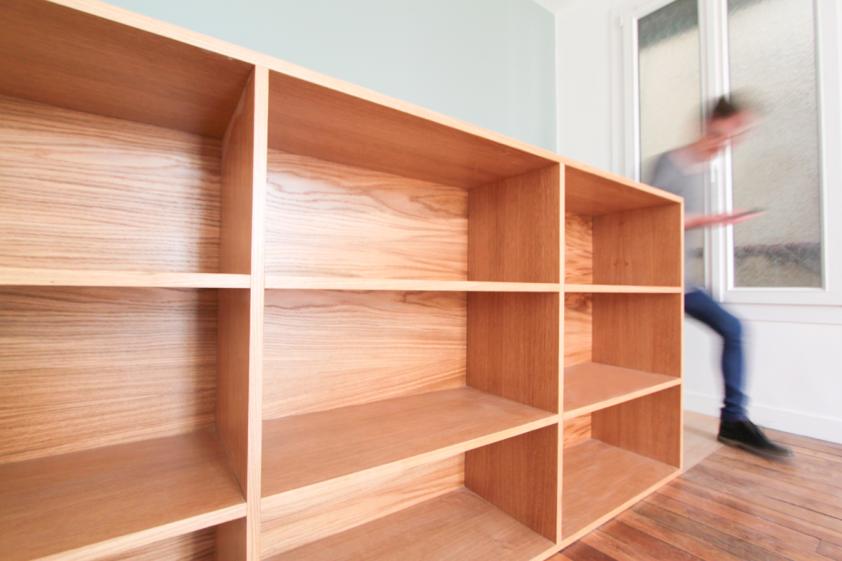 détail sur le garde-corps bibliothèque