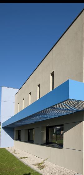 Bâtiment d'activités, Détail