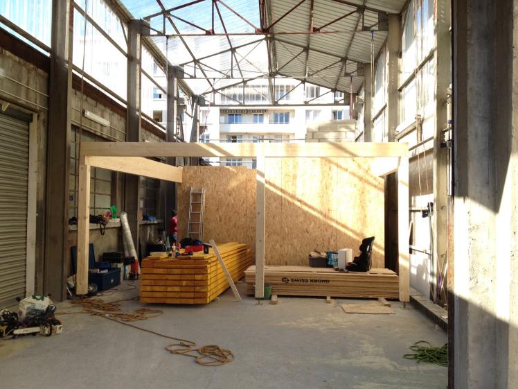 construction de l'ossature bois, l'atelier habité en chantier ...