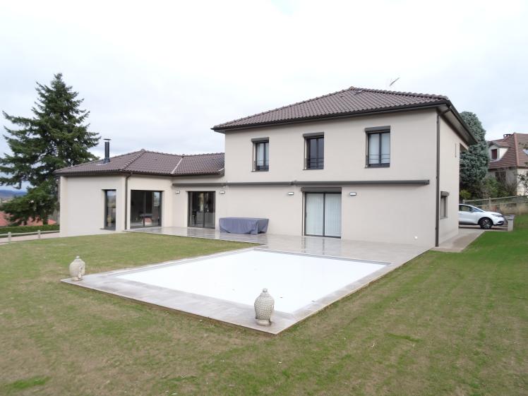 Vue extérieure piscine