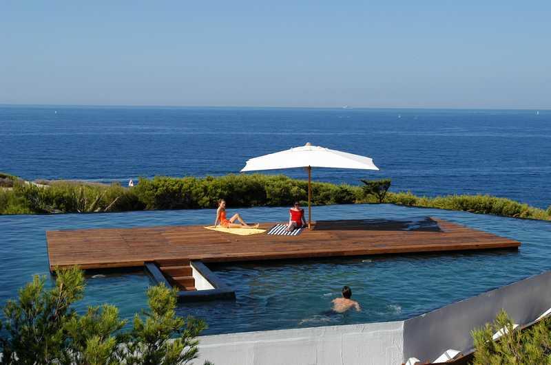 10-roof-resort.jpg