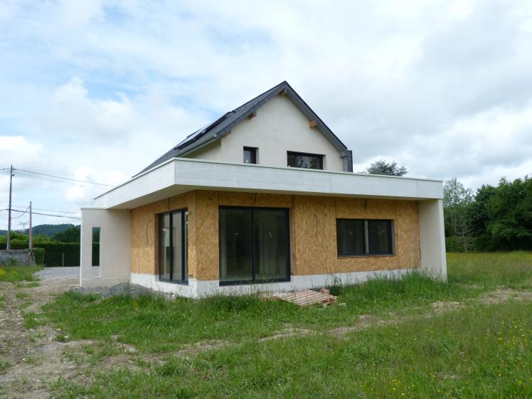 maison R+1: ossature bois, maçonnerie enduite
