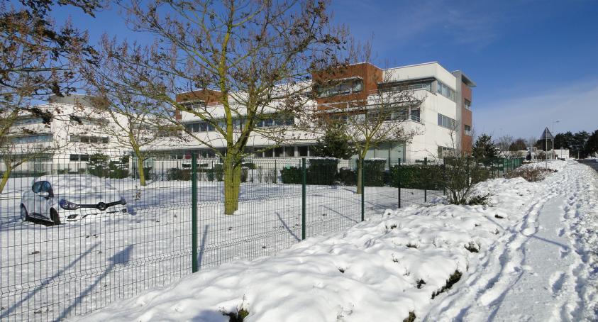 Vue hivernale de la façade Sud de l'immeuble Grand Large