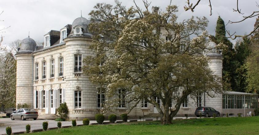 Le château après réhabilitation et extension