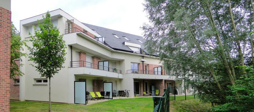 Jonction entre les immeubles et la Selle