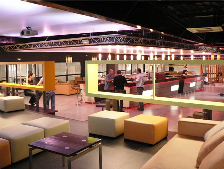 Vue Lounge