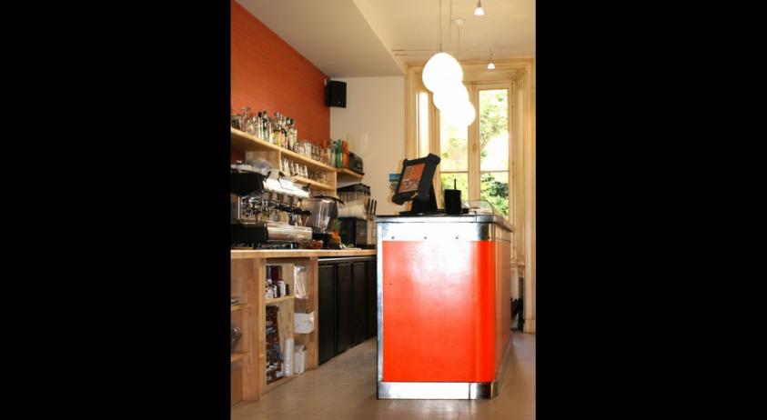 le-bar.jpg
