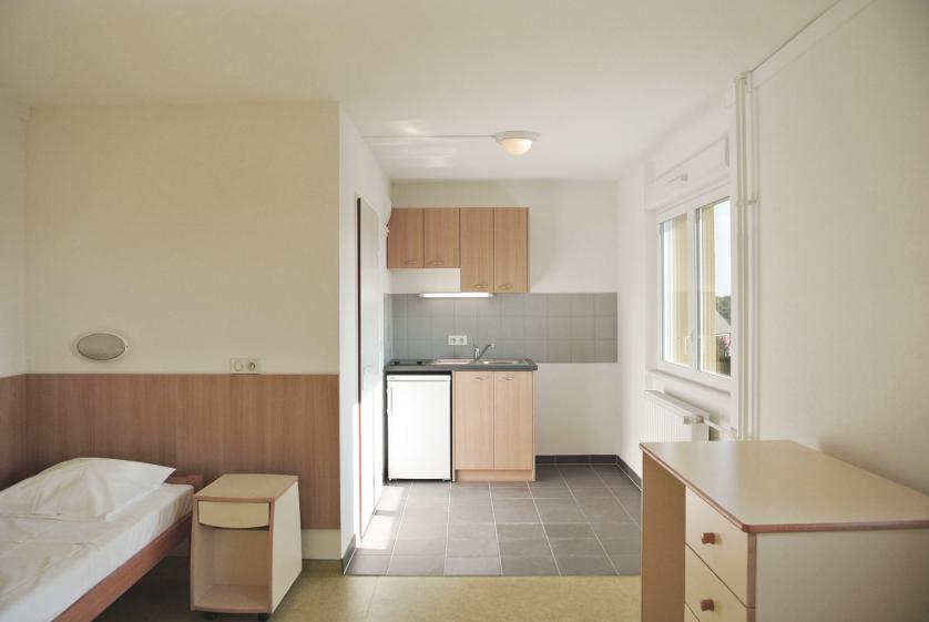 photokitchenette.jpg