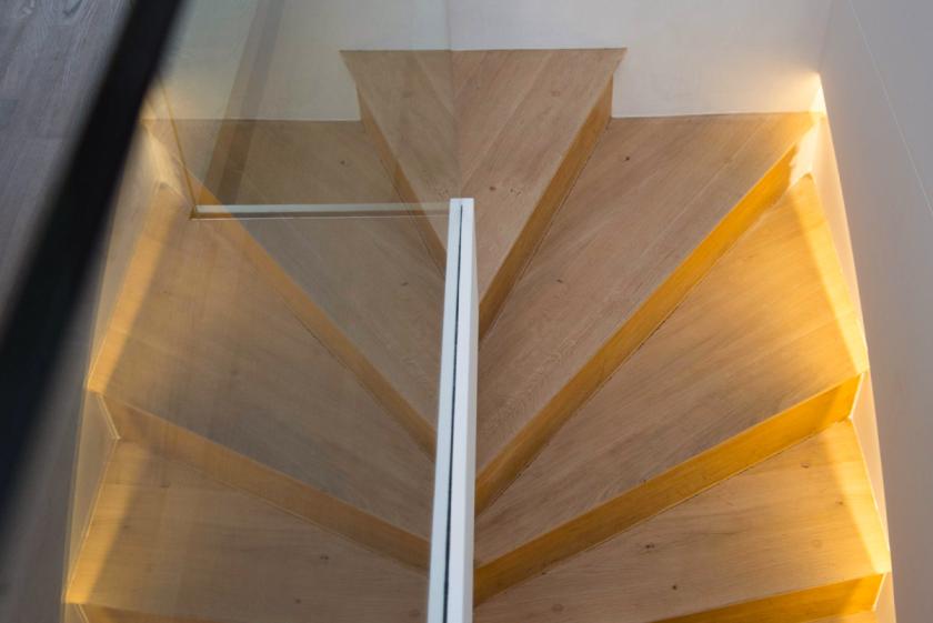 08stairsphotoarcheduboislr.jpg