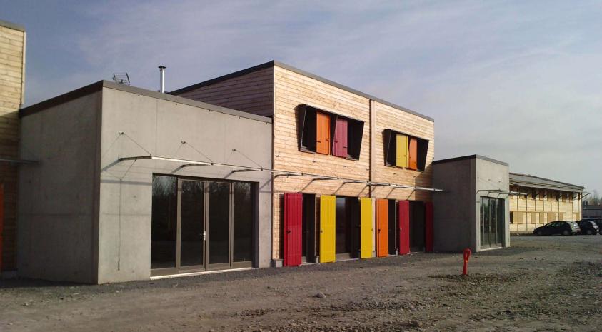 ateliers et habitation initient la promenade des arts sur l'écosite