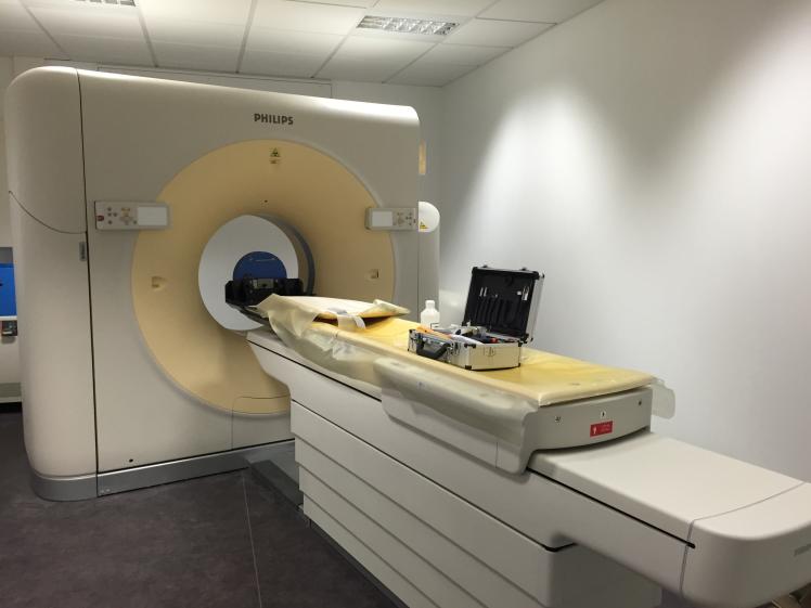 Scanner clinique des Revols Mours Saint Eusebe Benjamin Ballay Architecte
