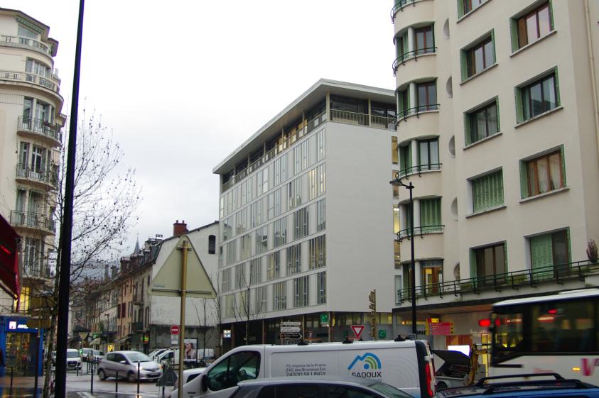 Maison des entreprises / Façade Nord pendant travaux (avancement 80%)