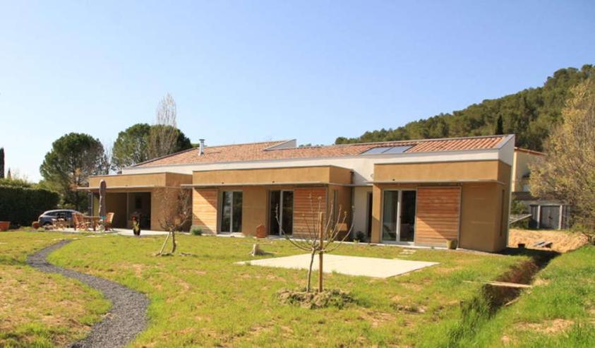 Orientation de la maison plein sud.