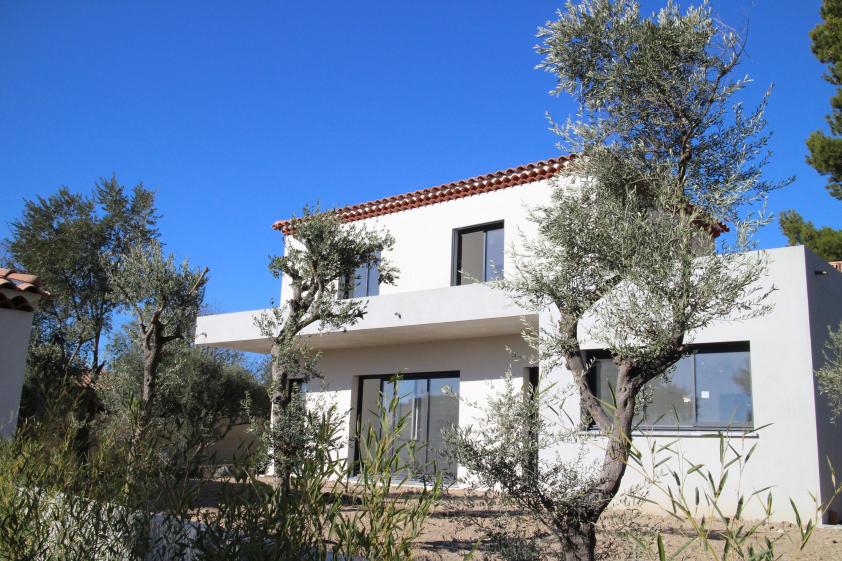 Façade sur jardin