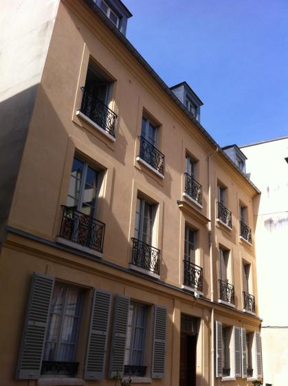 Façade XVIII ancien "hôtel des Ambassadeurs"