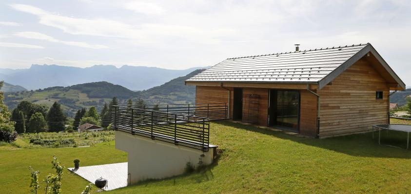 Vue panoramique et ambiance chalet 