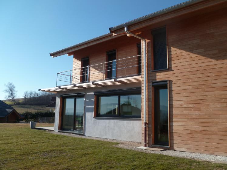 façade mixte: enduit et bois