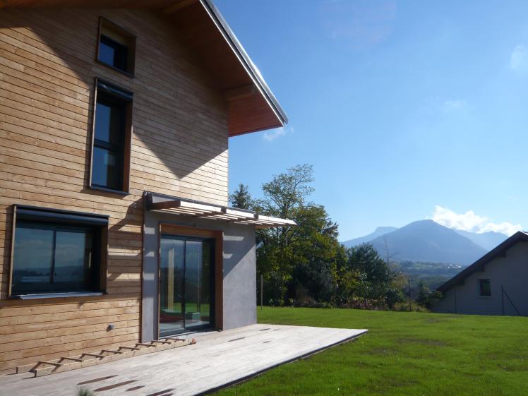 façade mixte: enduit et bois