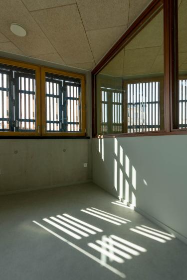 R+4  - Open space / bureaux des agents  © ecliptique / Laurent Thion