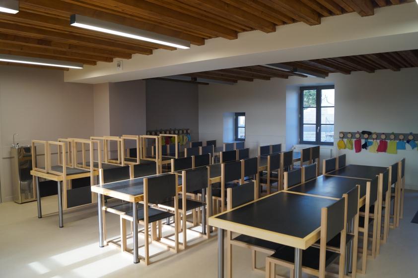 Salle de restaurant et de réunion pour les associations