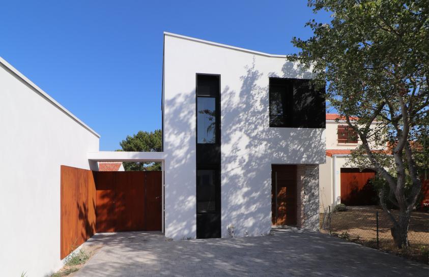Maison La terrière - SL20 Architecture - Vue depuis l'entrée