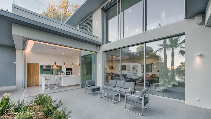 09_villa_l-_stephane_joseph_architecte-_c_www.cpozzophoto.com_.jpg