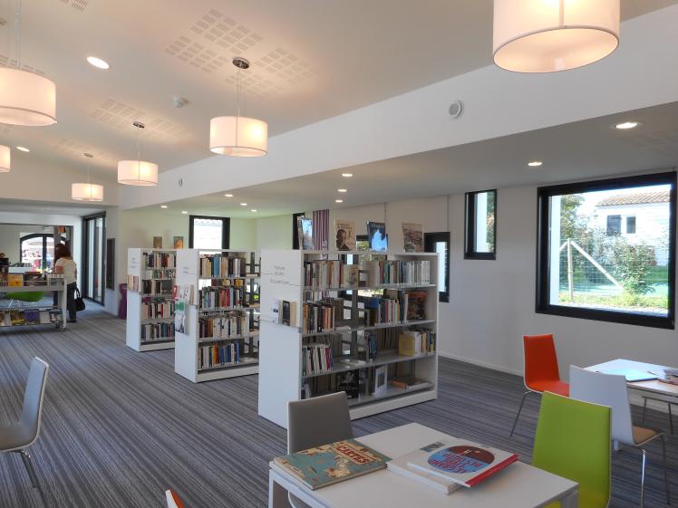 am-architecture-saint-gervais-85-bibliotheque-renovation-ancien-haras-neuf-exten