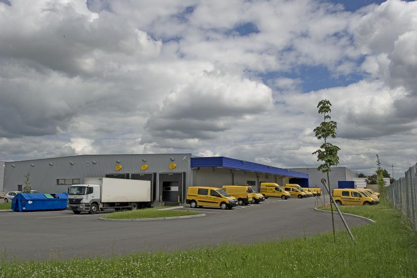 La Poste - Plateforme de préparation et de distribution de courriers - Photo Bal