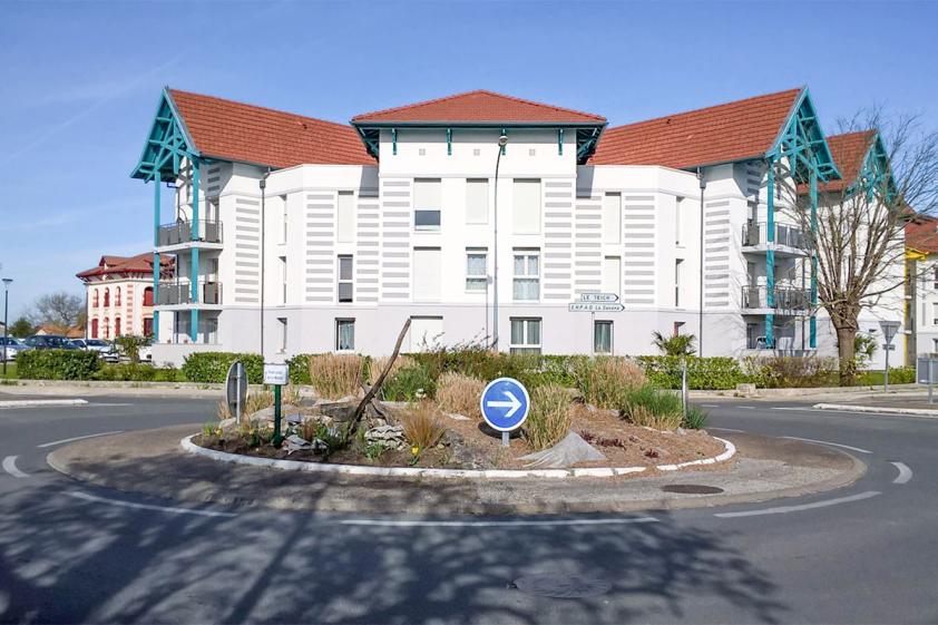 habitat-collectif-gujan-vue-rue.jpg