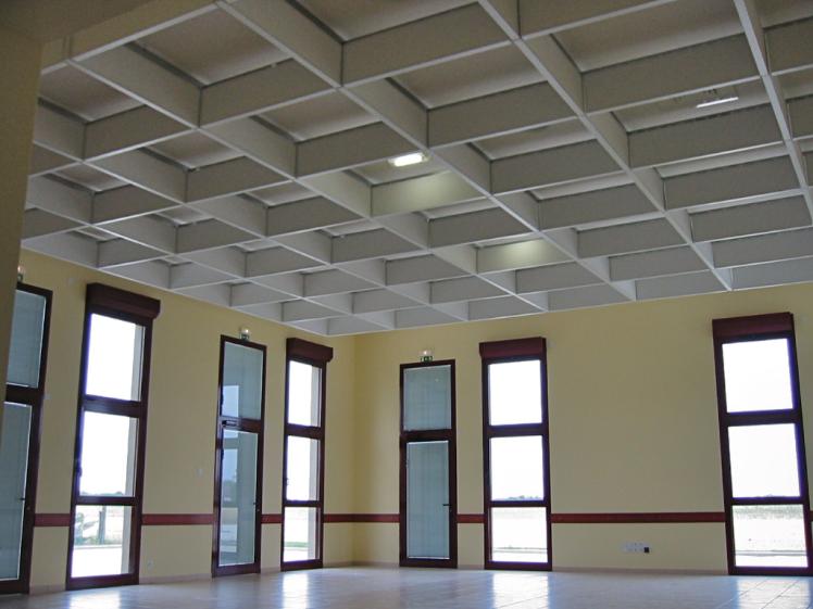 Salle polyvalente (26/07/2002)