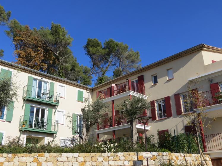 Pierres de Provence - LE ROURET (06) - Atelier XAVIER BOHL