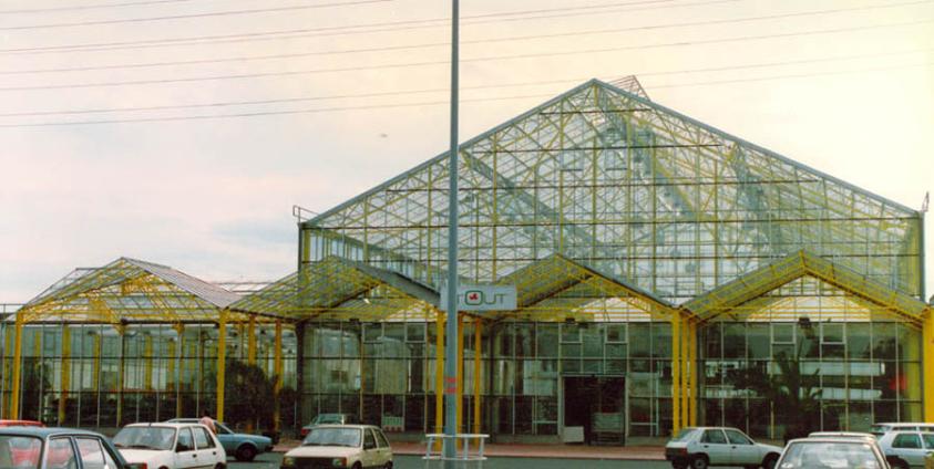 Halle Plantassistance - Façade d'entrée