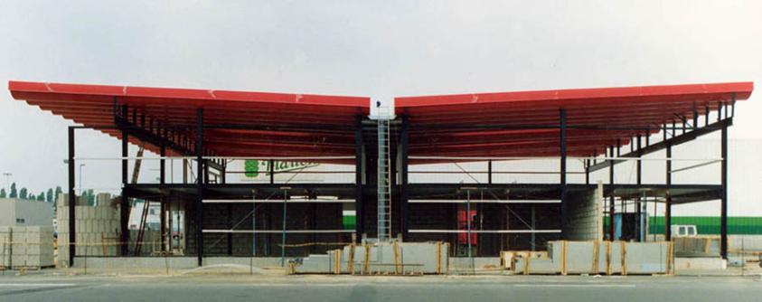 Monbilliard - Structure et couverture