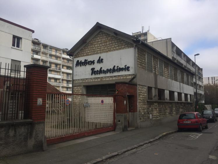 avant travaux le pignon et la façade rue