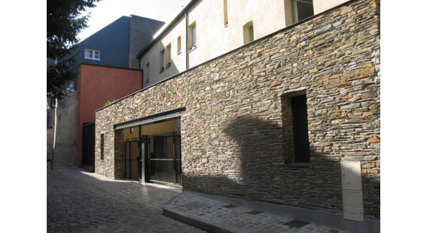 terrien_architectes_-_fille_dieu.jpg