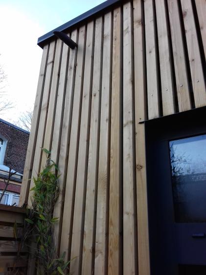 aaz_architectes_meb_05bis_detail_bardage.jpg